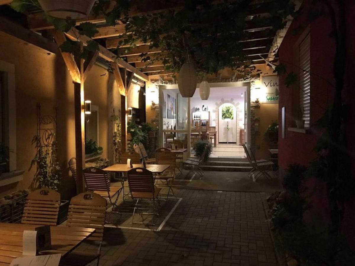 Weingut Manuel Sauer Hotel Nordheim am Main Exterior foto